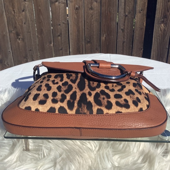 DOLCE & GABBANA
Leather & Canvas Leopard Animalier Saddle Crossbody Bag - Picture 4 of 12